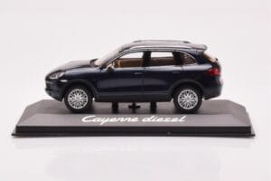 Porsche Cayenne 9PA Diesel Ciemny Niebieski Minichamps 1:43 WAP0200030B Metal