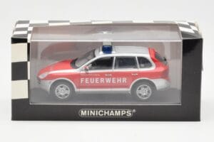 Porsche Cayenne S Feuerwehr Minichamps 1:43 WAPC02060116 Metal — zdjęcie 4 z 4