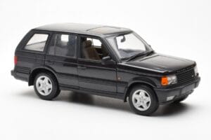 Range Rover P38 4.6 HSE Czarny Metaliczny AUTOart 1:18 70017 Metal — zdjęcie 7 z 9