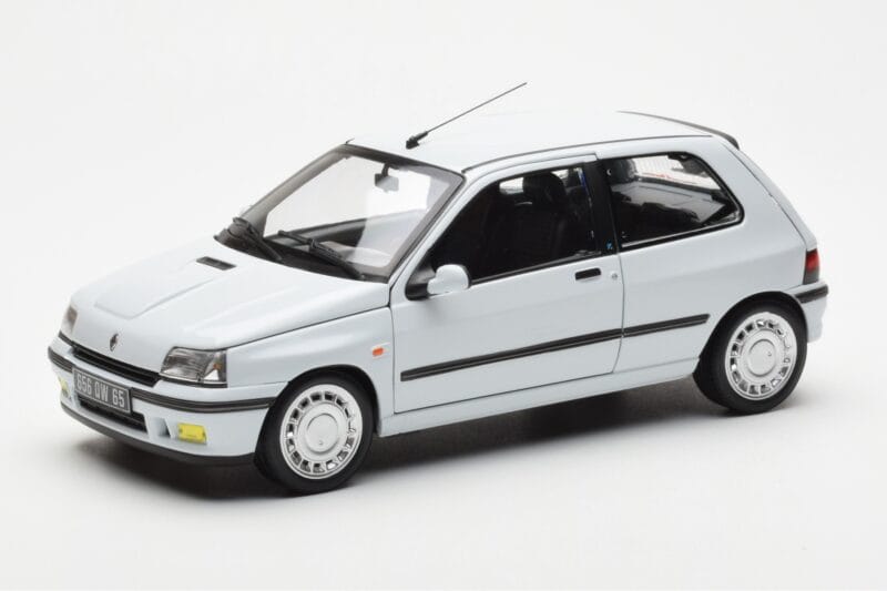 Renault Clio 16S Biały Norev 1:18 185251 Metal
