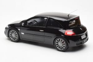 Renault Megane 2 RS Phase 2 Czarny Otto 1:18 OT1054 Żywica — zdjęcie 5 z 6