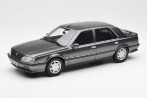 Renault 25 V6 Injection Phase 1 Szary Otto 1:18 OT642 Żywica