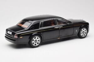 Rolls-Royce Phantom VII EWB Diamond Czarny Kyosho 1:18 08841DBK2 Metal — zdjęcie 3 z 8
