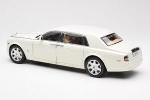 Rolls-Royce Phantom VII EWB English Biały Kyosho 1:18 08841EW2 Metal — zdjęcie 7 z 8