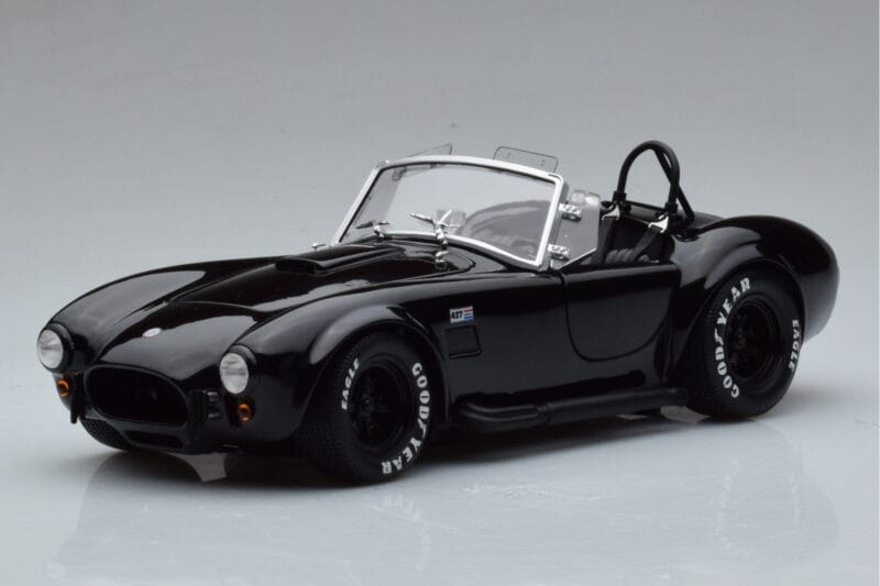 Shelby Cobra 427 S/C Czarny Kyosho 1:18 08048BK Metal