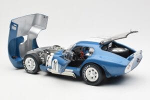 Shelby Daytona Cobra Coupe #11 S. Thompson 24 Hours of Le Mans 1965 CMR 1:18 CMR114 Metal — zdjęcie 5 z 8