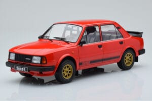 Skoda 130 LR Czerwony IXO 1:18 18CMC159 Metal