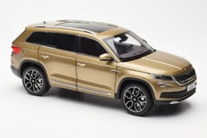 Skoda Kodiaq Złoty FAW 1:18 ZSX000001GOL Metal — zdjęcie 6 z 8