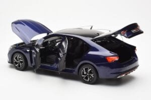 Skoda Octavia Pro Niebieski FAW 1:18 ZMR000006BLA Metal — zdjęcie 5 z 8