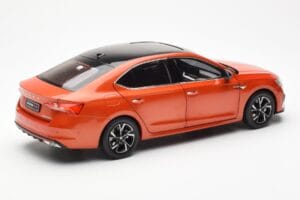 Skoda Octavia Pro Pomarańczowy FAW 1:18 ZMR000006ORA Metal — zdjęcie 3 z 8