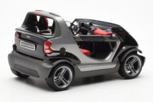 Smart Fortwo Crossblade Kabriolet Srebrno-Czarny Kyosho 1:18 13440 Metal — zdjęcie 2 z 6