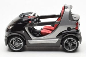 Smart Fortwo Crossblade Kabriolet Srebrno-Czarny Kyosho 1:18 13440 Metal — zdjęcie 3 z 6