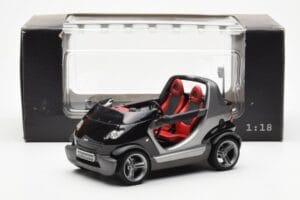 Smart Fortwo Crossblade Kabriolet Srebrno-Czarny Kyosho 1:18 13440 Metal — zdjęcie 6 z 6