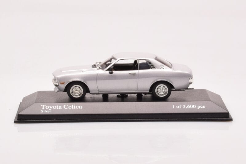 Toyota Celica A20 Srebrny Minichamps 1:43 400166420 Metal