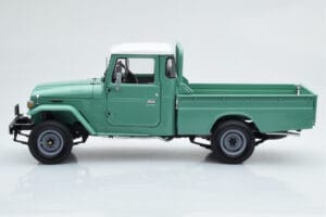 Toyota Land Cruiser 40 4x4 Pickup Zielony Kyosho 1:18 08958FG Metal — zdjęcie 5 z 8
