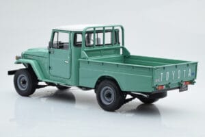 Toyota Land Cruiser 40 4x4 Pickup Zielony Kyosho 1:18 08958FG Metal — zdjęcie 7 z 8