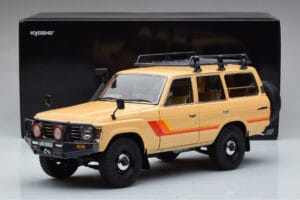 Toyota Land Cruiser 60 Beżowy Z Opcjonalnymi Częściami Kyosho 1:18 08956XBE Metal — zdjęcie 12 z 12