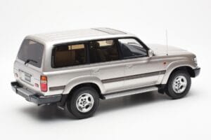 Toyota Land Cruiser HDJ80 Beżowy Metalic Otto 1:18 OT438 Żywica — zdjęcie 2 z 6