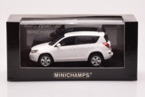 Toyota RAV4 XA30 Biały Minichamps 1:43 400166571 Metal — zdjęcie 4 z 4