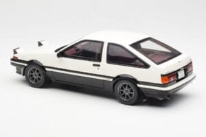 Toyota Sprinter Trueno AE86 Biały Otto 1:18 OT444B Żywica — zdjęcie 5 z 6