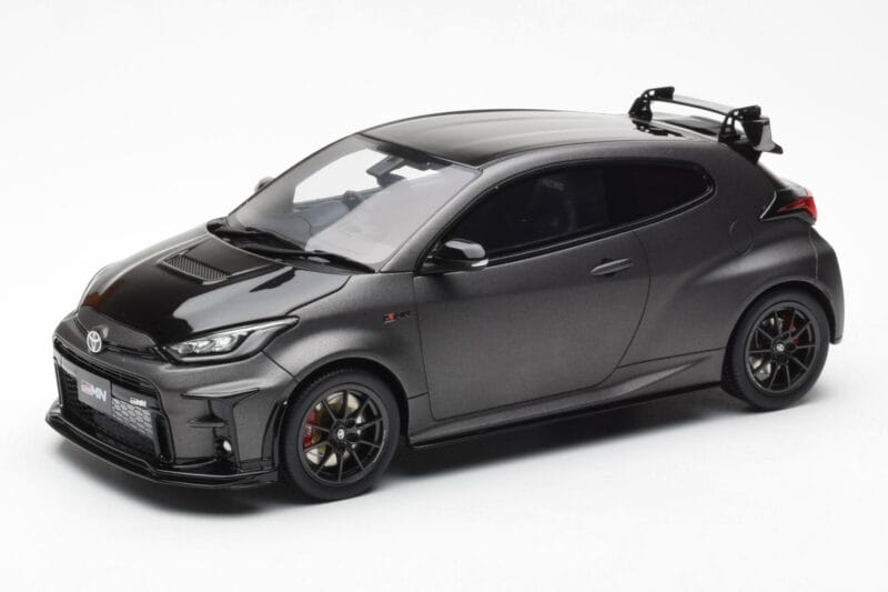 Toyota GR Yaris Circuit Package Czarny Otto 1:18 OT1046 Metal