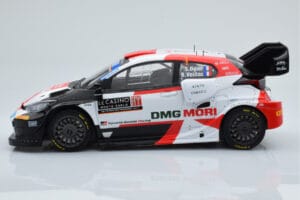 Toyota GR Yaris Rally1 #1 S. Ogier / B. Veillas Rally Monte Carlo 2022 IXO 1:18 18RMC151B Metal — zdjęcie 3 z 6
