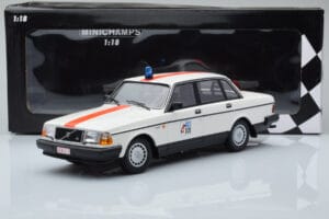 Volvo 240 GL Policja Belgia Minichamps 1:18 155171492 Metal — zdjęcie 6 z 6
