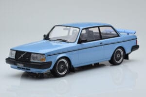 Volvo 240 Turbo Jasnoniebieski IXO 1:18 18MCC090 Metal