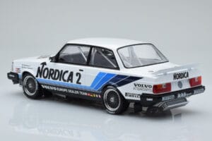 Volvo 240 Turbo Nordica #2 U. Granberg / T. Lindstrom ETCC Brno 1986 IXO 1:18 18RMC088 Metal — zdjęcie 5 z 6