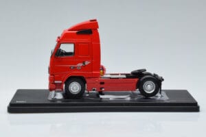 Volvo FH12 Czerwony IXO 1:43 TR123 Metal — zdjęcie 3 z 6