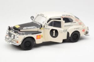 Volvo PV 544 Rally Revell 1:18 8922 Metal — zdjęcie 2 z 8