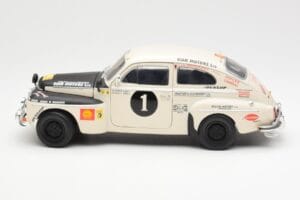 Volvo PV 544 Rally Revell 1:18 8922 Metal — zdjęcie 4 z 8