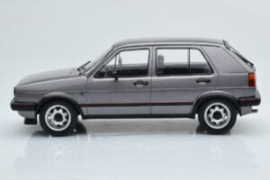 Volkswagen Golf GTI Mk2 Szary MCG 1:18 MCG18390 Metal — zdjęcie 3 z 6