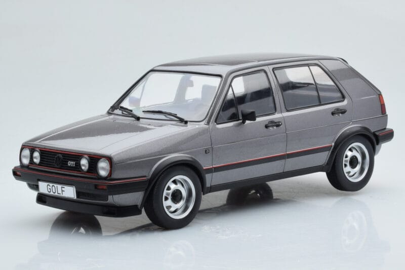 Volkswagen Golf GTI Mk2 Szary MCG 1:18 MCG18390 Metal