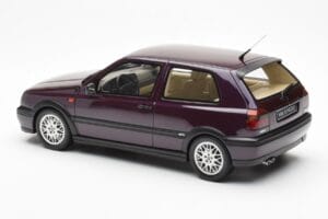 Volkswagen Golf Mk3 VR6 Syncro Ciemny Fioletowy Perłowy Otto 1:18 OT1052 Żywica — zdjęcie 5 z 6