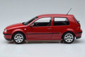Volkswagen Golf Mk4 Czerwony Norev 1:18 188573 Metal — zdjęcie 4 z 7