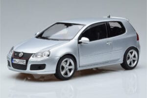 Volkswagen Golf GTI Mk5 Pirelli Edition Srebrny Norev 1:18 188425 Metal