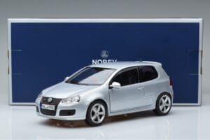 Volkswagen Golf GTI Mk5 Pirelli Edition Srebrny Norev 1:18 188425 Metal — zdjęcie 7 z 7