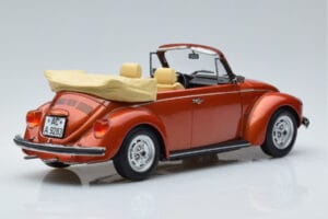 Volkswagen Beetle 1303 Kabriolet Pomarańczowy Norev 1:18 188526 Metal — zdjęcie 2 z 6