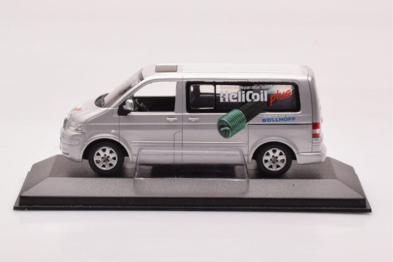 Volkswagen Multivan T5 Srebrny Heli Coil Edition Minichamps 1:43 VOLKSWAGEN-264345 Metal