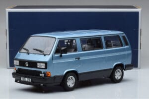 Volkswagen T3 Multivan Niebieski Norev 1:18 188544 Metal — zdjęcie 6 z 6