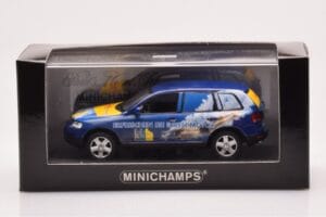 Volkswagen Touareg 7L Shell Helix Fresh Up Force Minichamps 1:43 VOLKSWAGEN-264066 Metal — zdjęcie 4 z 4