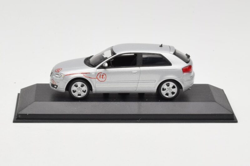 Audi A3 8P Srebrny Prototyp Minichamps 1:43 5010503013 Metal