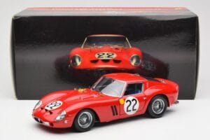 Ferrari 250 GTO #22 24 Hours of Le Mans 1962 Kyosho 1:18 08432B Metal — zdjęcie 8 z 8