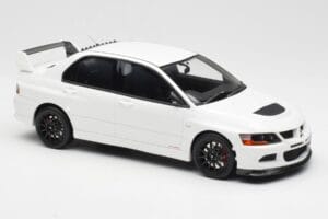 Mitsubishi Lancer Evo VIII MR FQ-400 Biały Otto 1:18 OT777 Żywica — zdjęcie 4 z 6