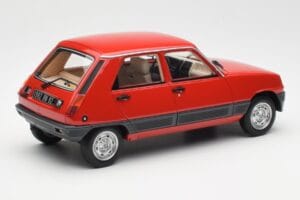 Renault 5 GTL Czerwony Otto 1:18 OT1147 Żywica — zdjęcie 2 z 6