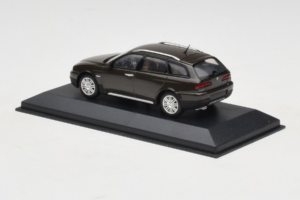 Alfa Romeo 159 Brooklands Green Minichamps 1:43 400120411 Metal — zdjęcie 3 z 4