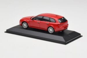 Alfa Romeo 159 Sportwagon Alfa Czerwony Minichamps 1:43 400120511 Metal — zdjęcie 3 z 4