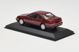 Alfa Romeo 164 3.0 Super V6 Ciemnoczerwony Minichamps 1:43 436120700 Metal — zdjęcie 3 z 4