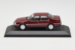 Alfa Romeo 164 3.0 Super V6 Ciemnoczerwony Minichamps 1:43 436120700 Metal